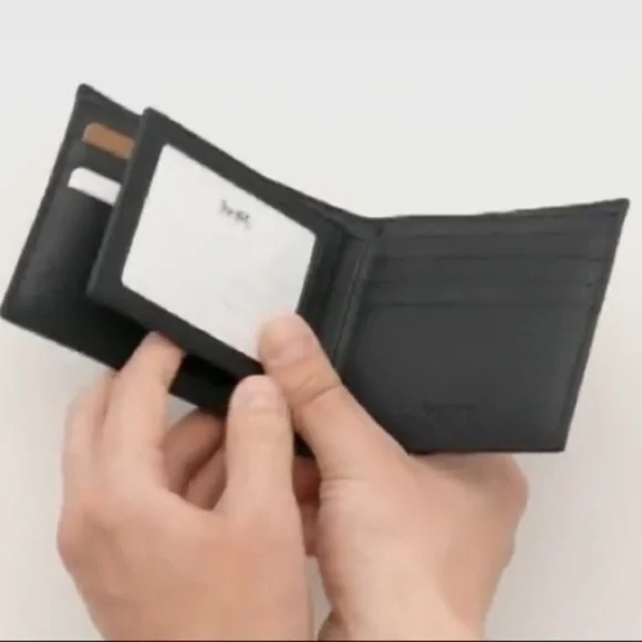 Men’s black leather Coach 3 in 1 wallet NWT. ID card holder slides out - Picture 5 of 16